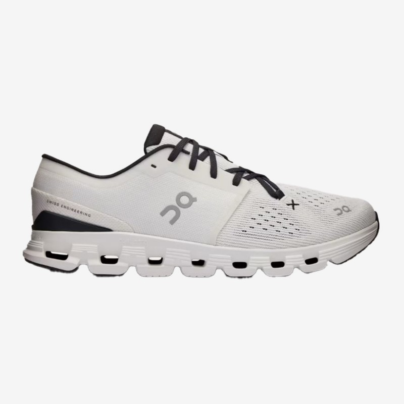 MOŠKI COPATI On CLOUD  X 4 IVORY/BLACK