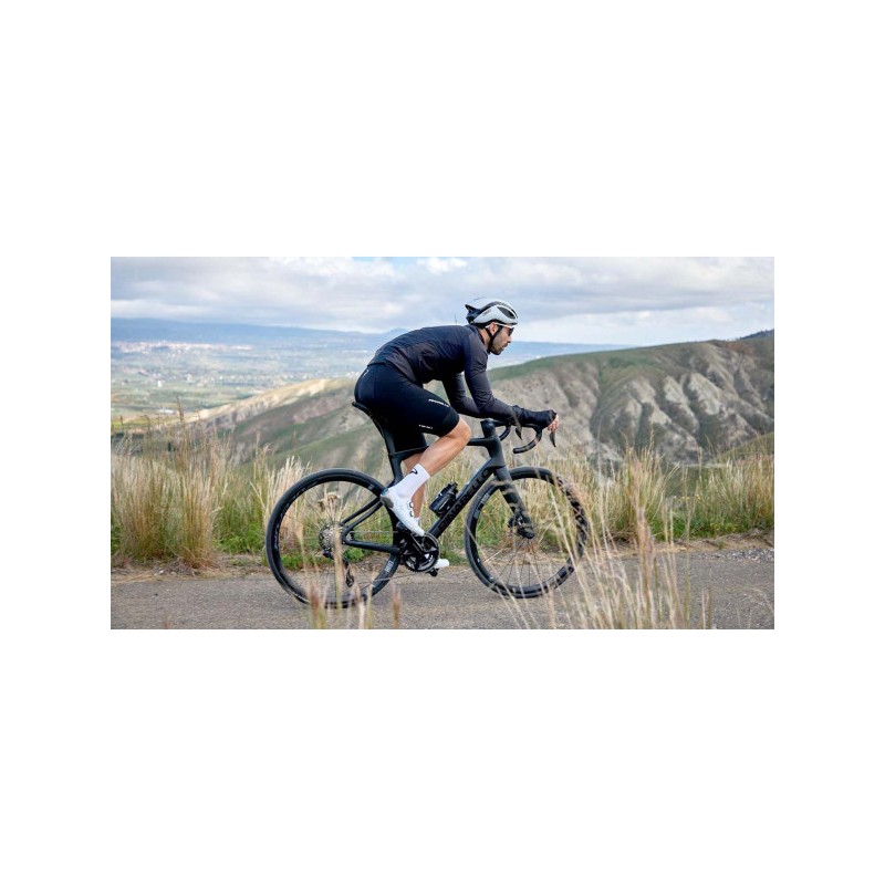 CESTNO KOLO PINARELLO X3 DB 23 105-DI2 DEEP BLACK