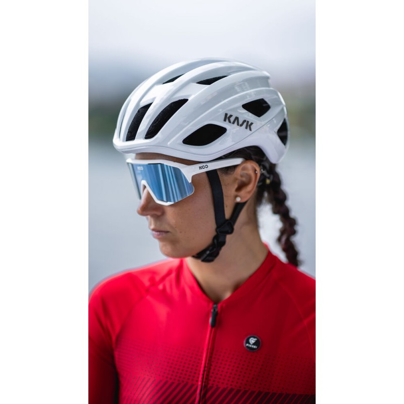 CESTNA ČELADA KASK MOJITO3 BELA